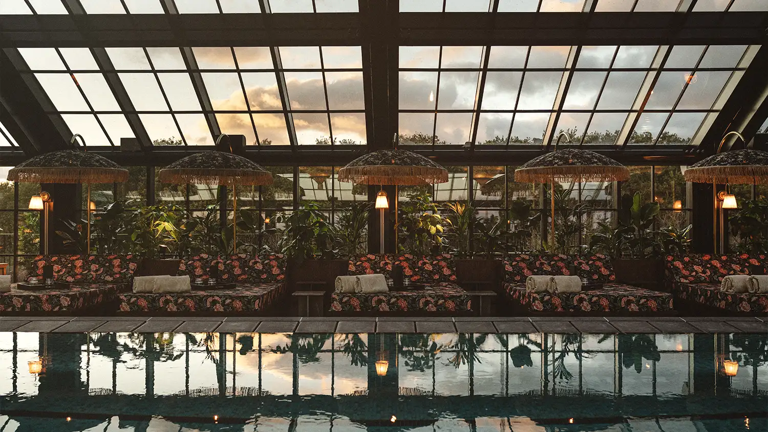 Continental Elegance by the coast south of Copenhagen